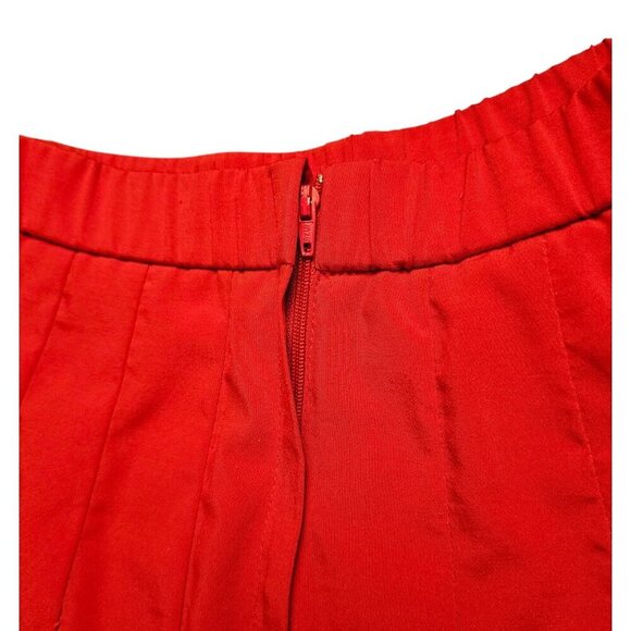 Elegant Red Pleated Skirt - Picture 2 of 4